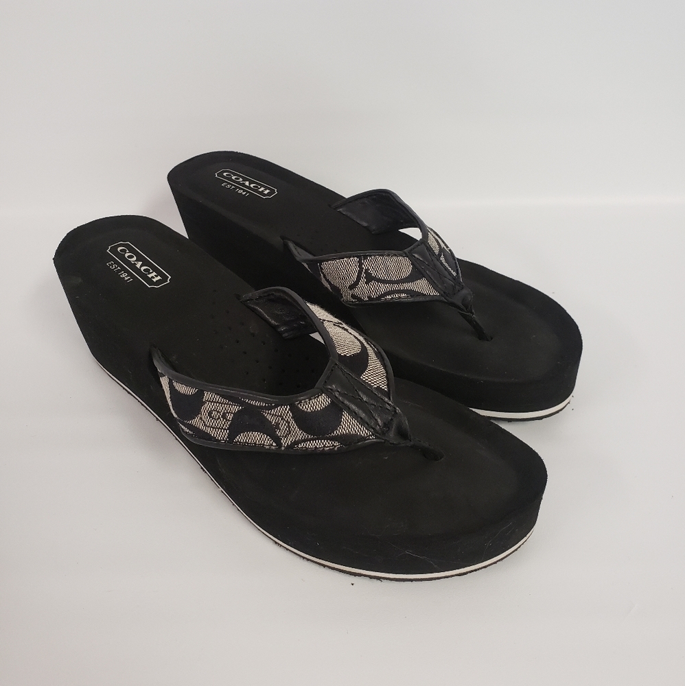 Coach Signature C Jolie Black Flip Flops Size 8.5 B